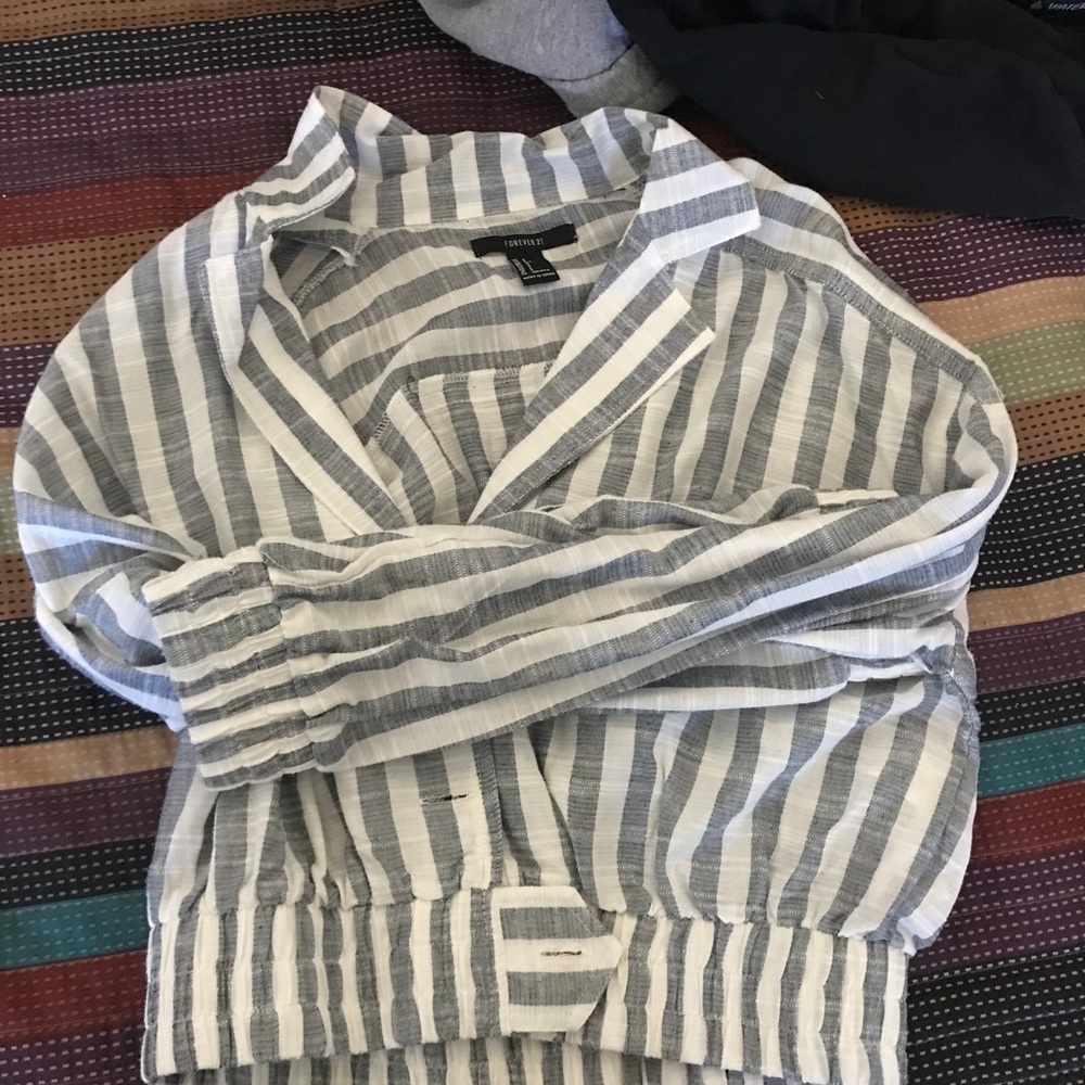 Forever 21 blouse